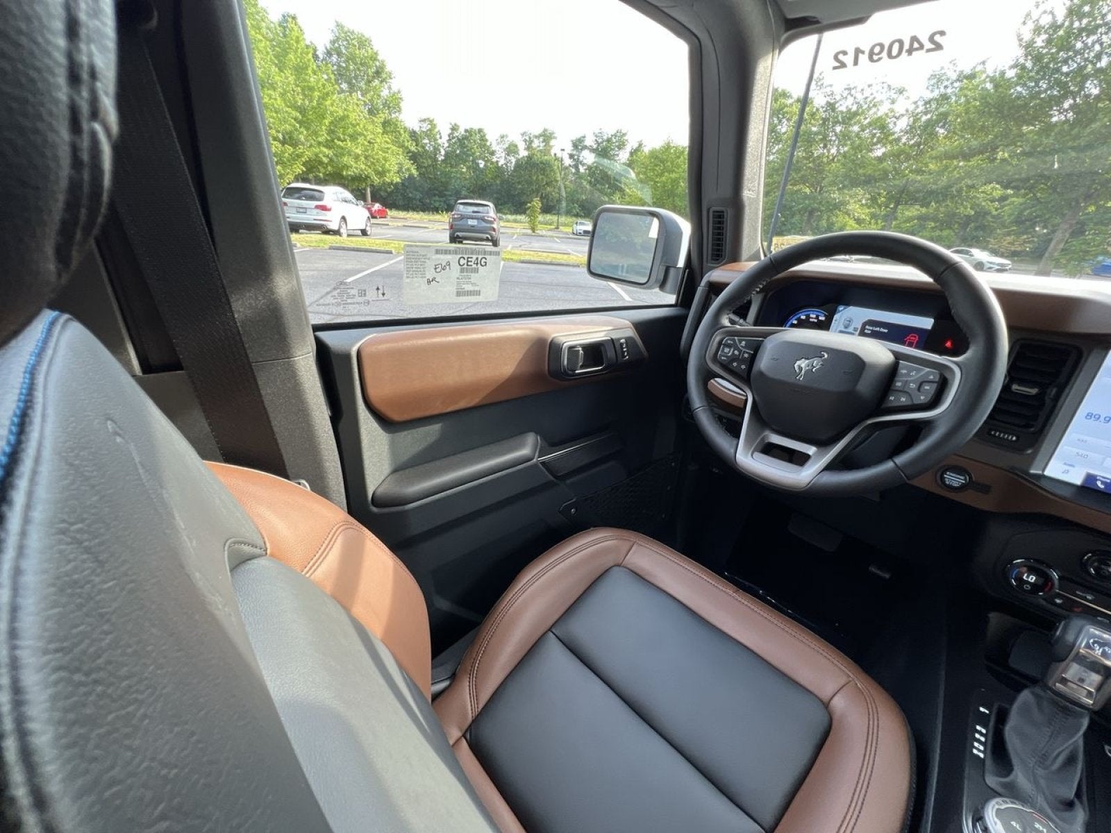 2024 Ford Bronco Outer Banks