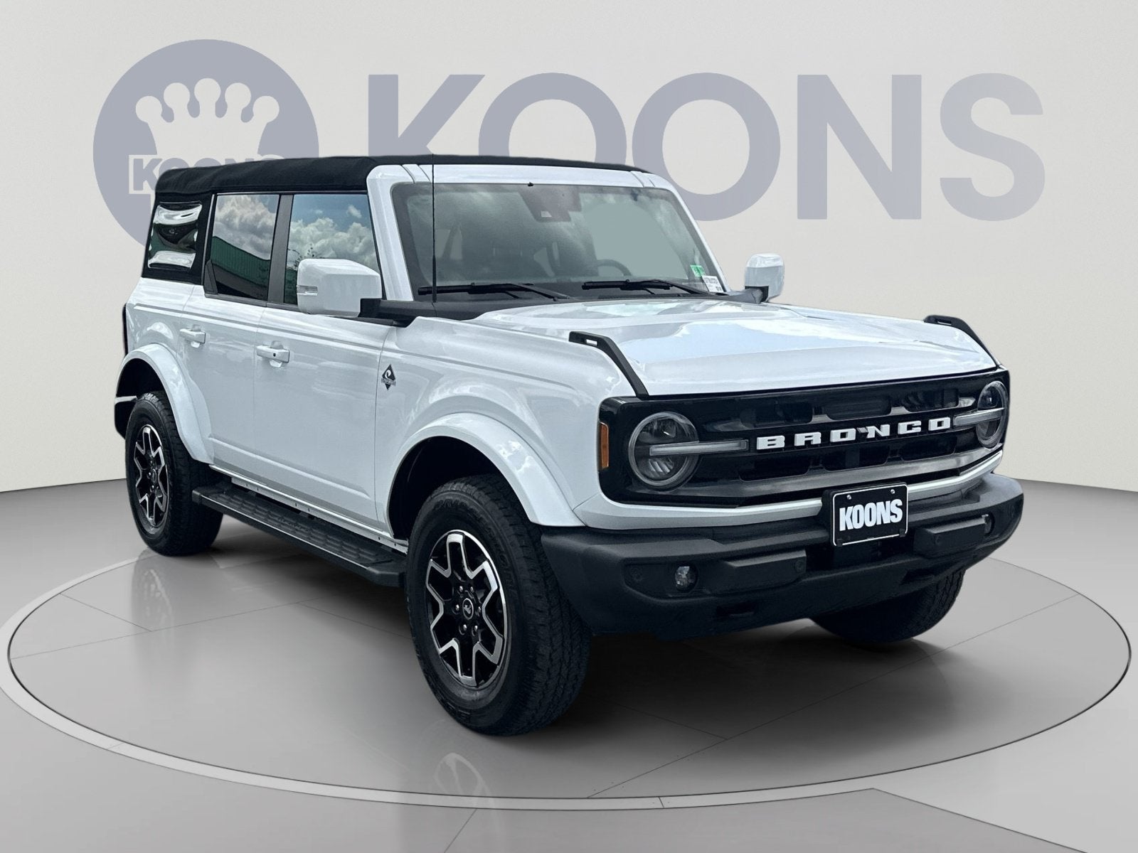 2024 Ford Bronco Outer Banks