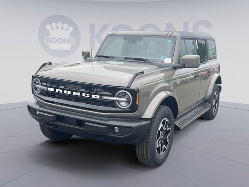 2026 Ford Bronco Outer Banks