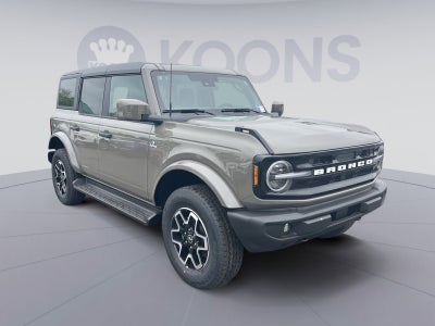 2026 Ford Bronco Outer Banks