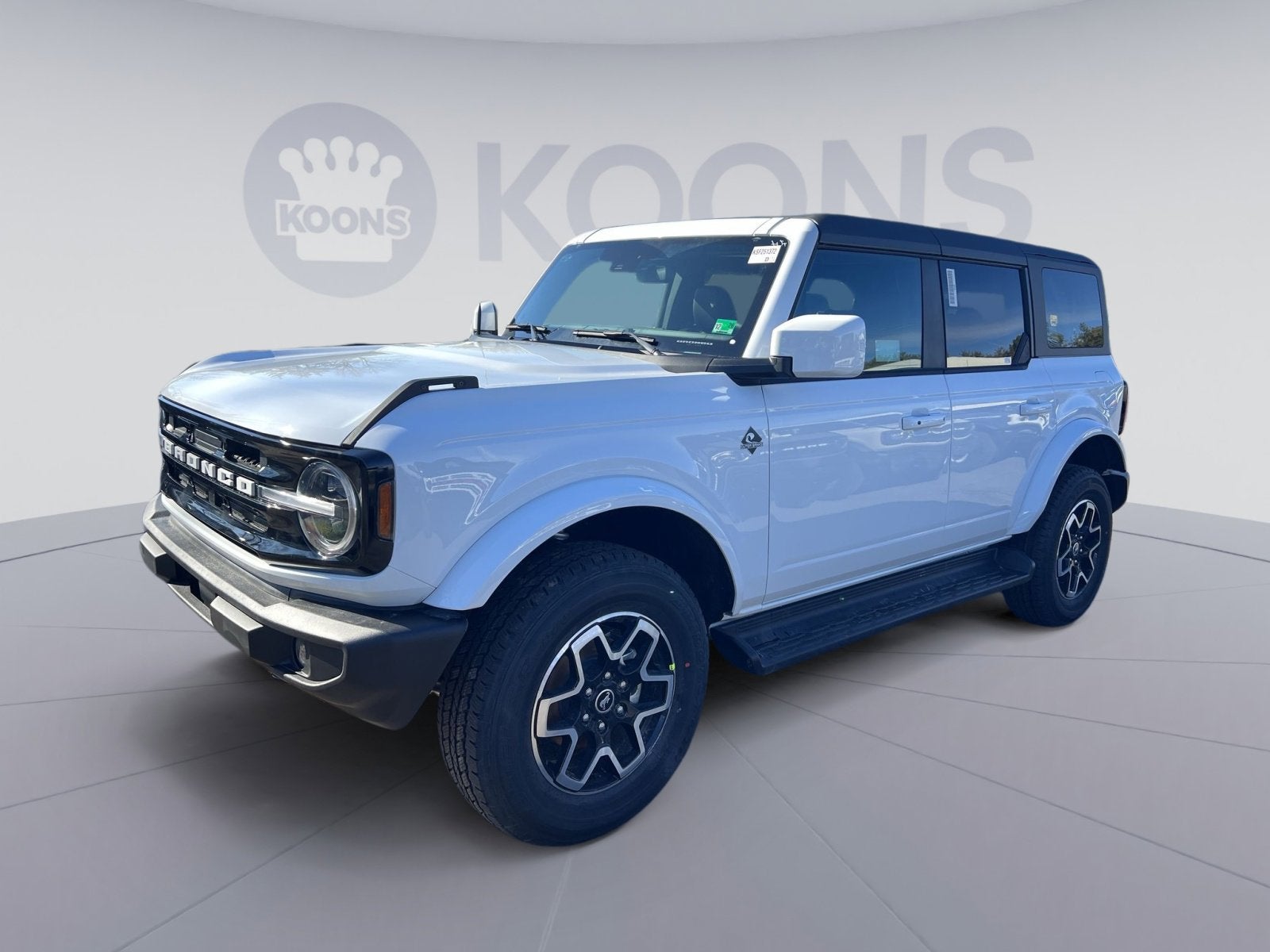 2025 Ford Bronco Outer Banks