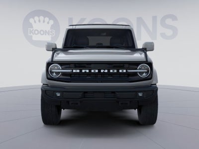 2026 Ford Bronco Outer Banks