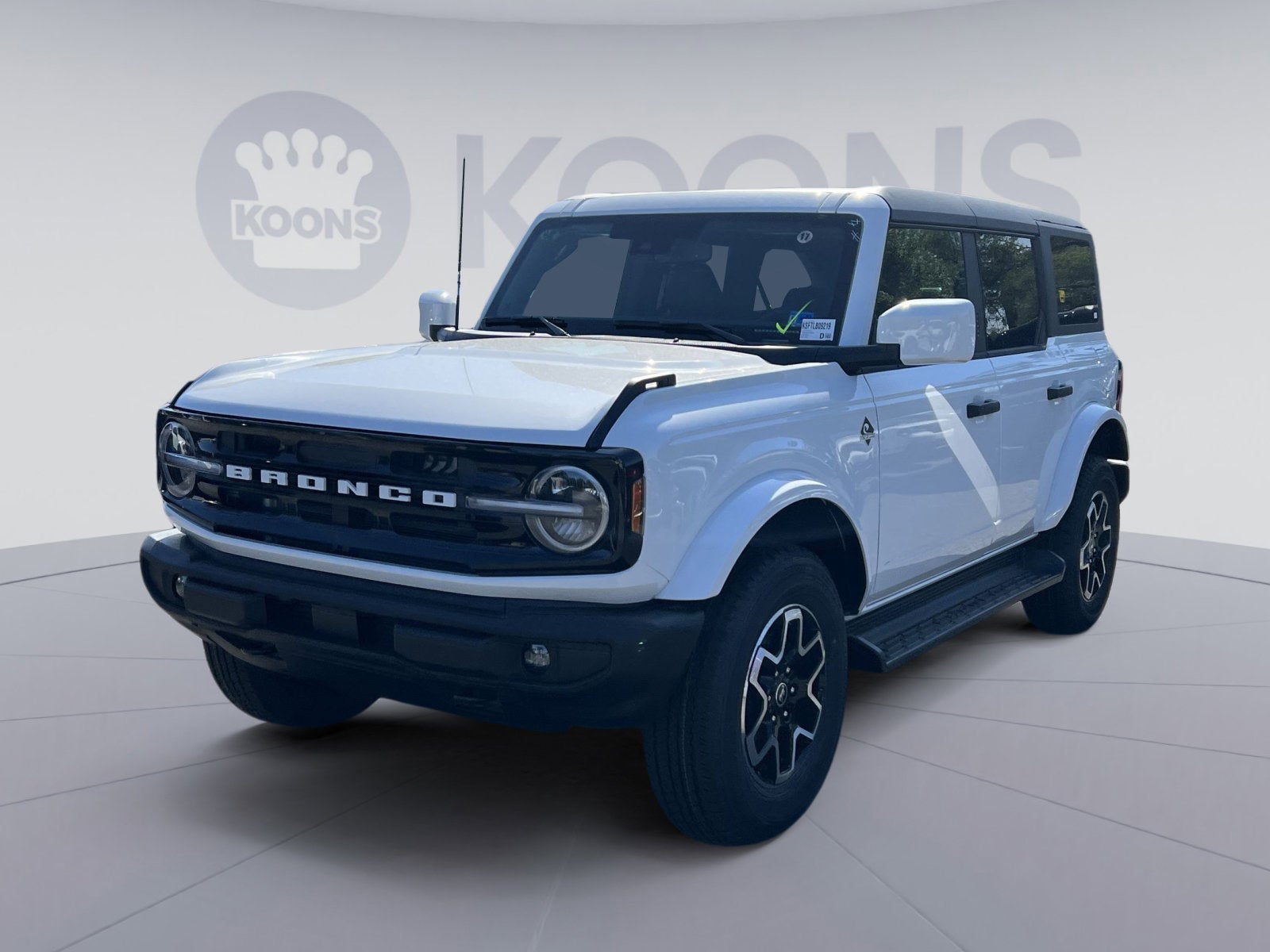 2026 Ford Bronco Outer Banks