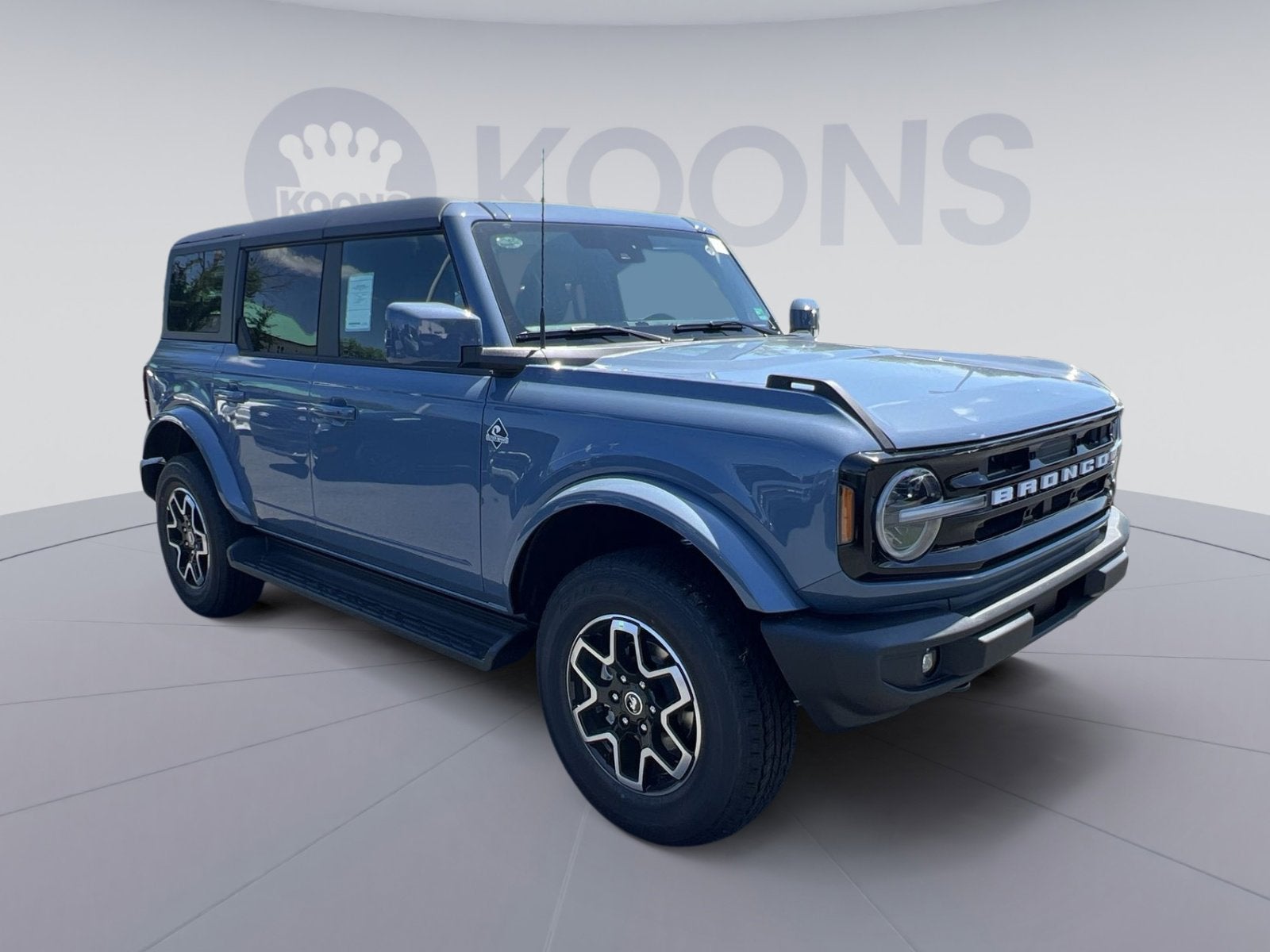 2025 Ford Bronco Outer Banks