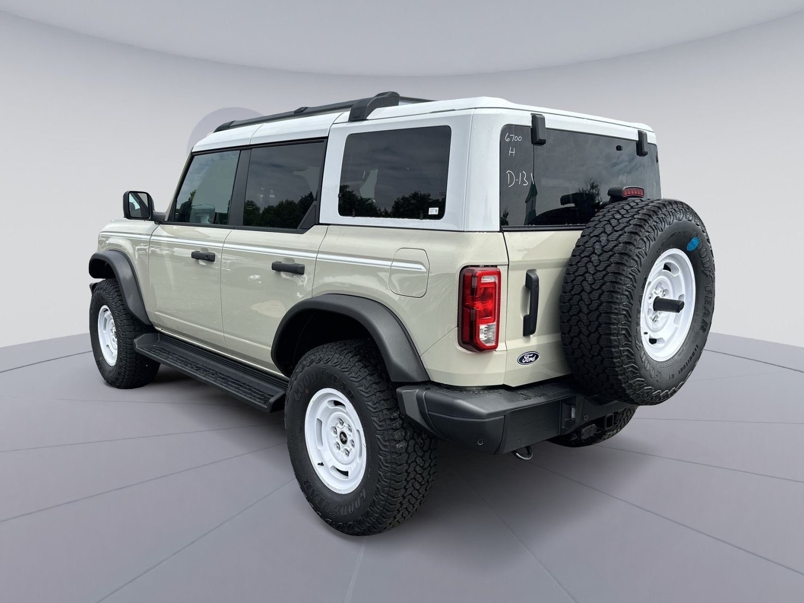 2026 Ford Bronco Heritage Edition
