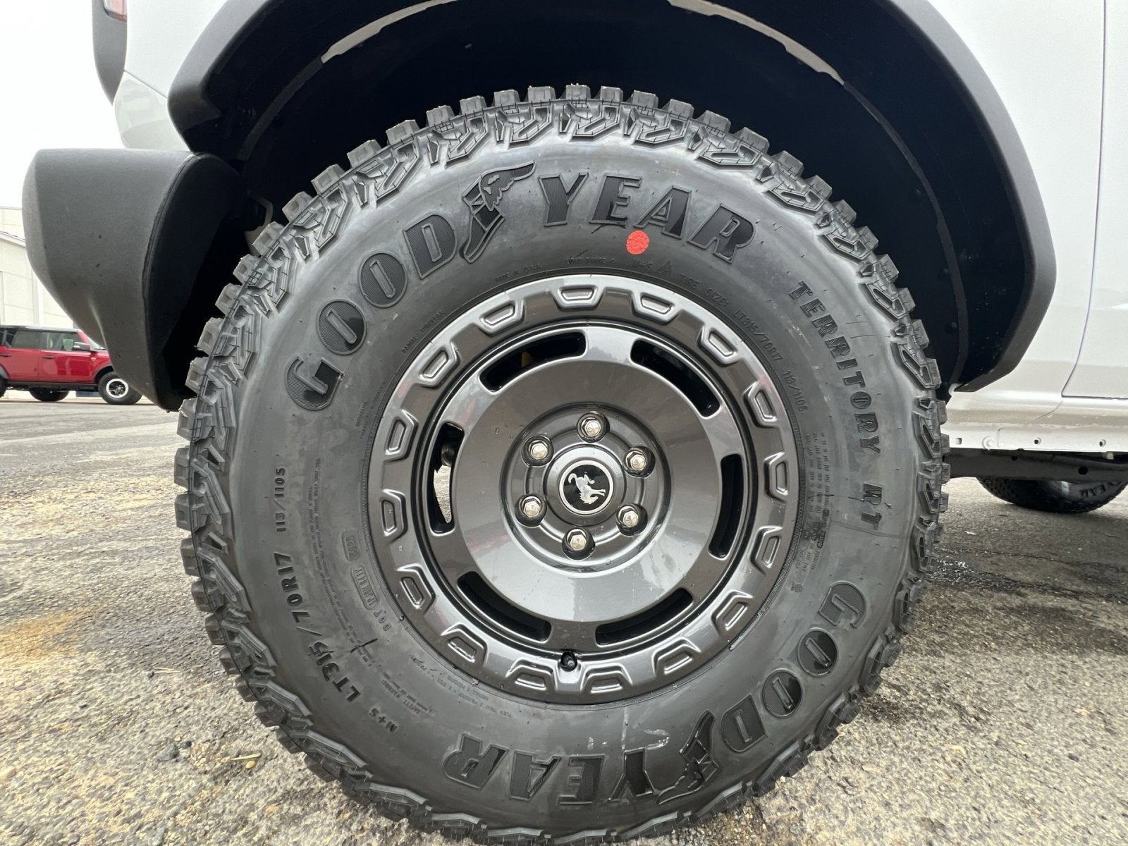 2025 Ford Bronco Base