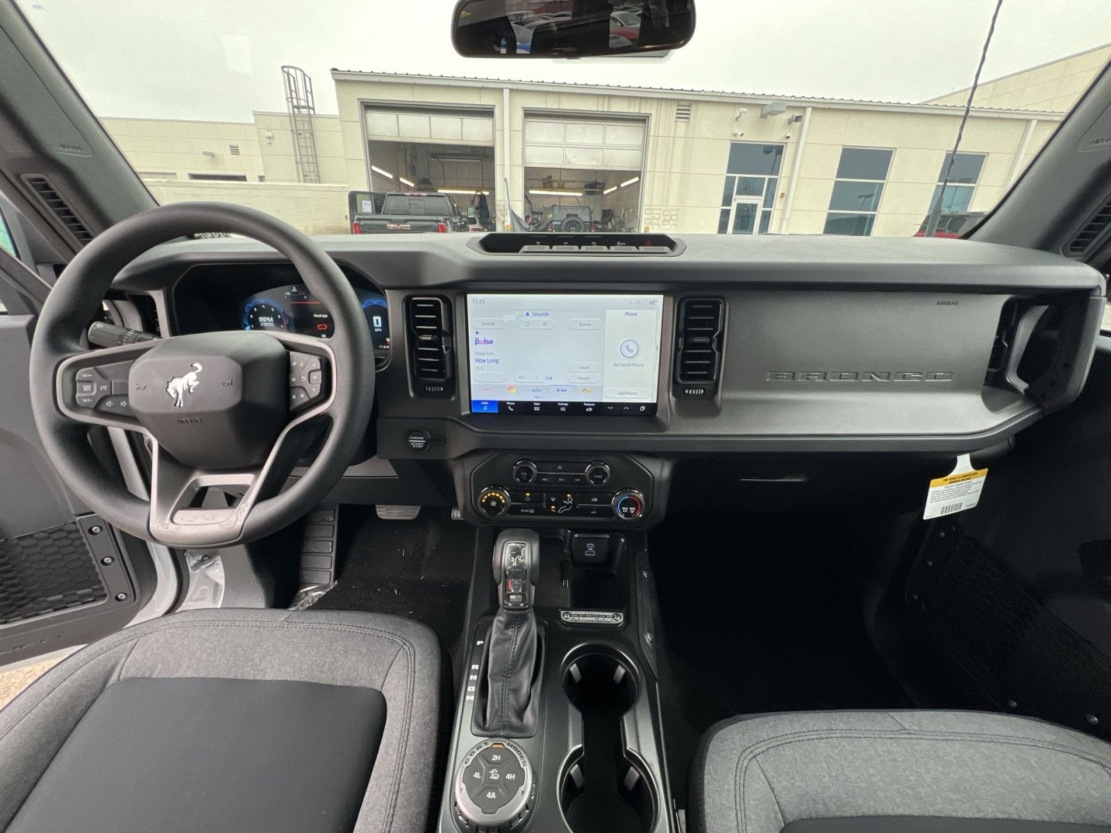 2025 Ford Bronco Base