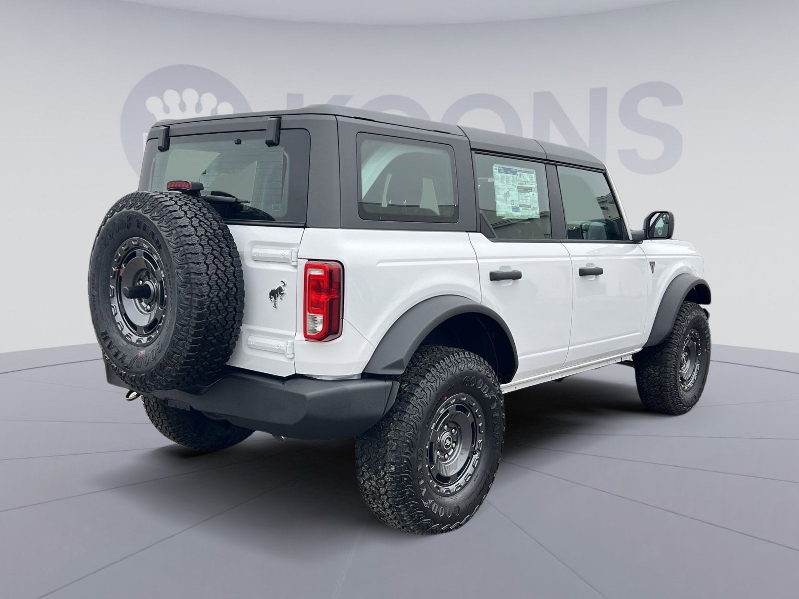 2025 Ford Bronco Base