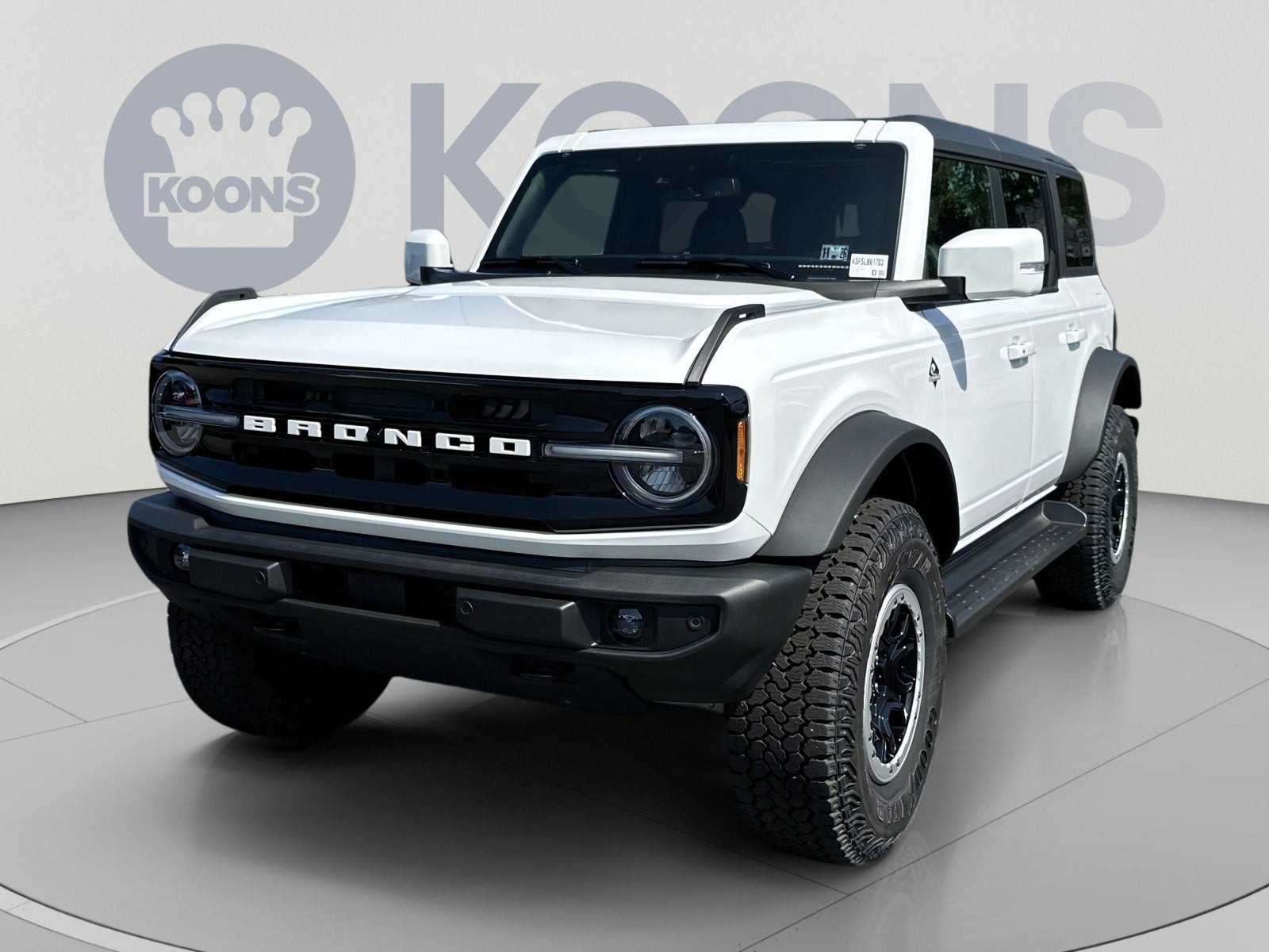 2025 Ford Bronco Outer Banks