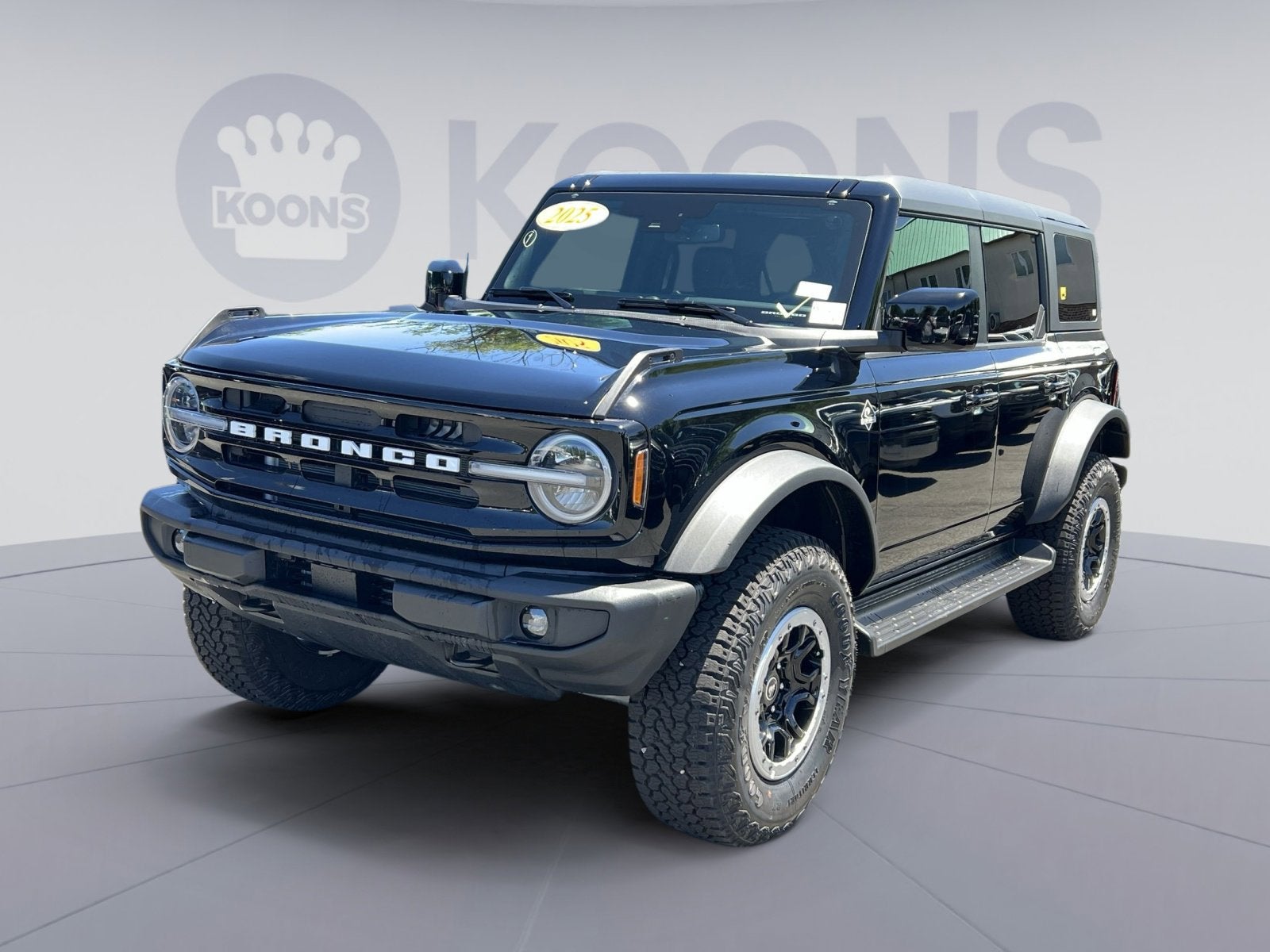2025 Ford Bronco Outer Banks