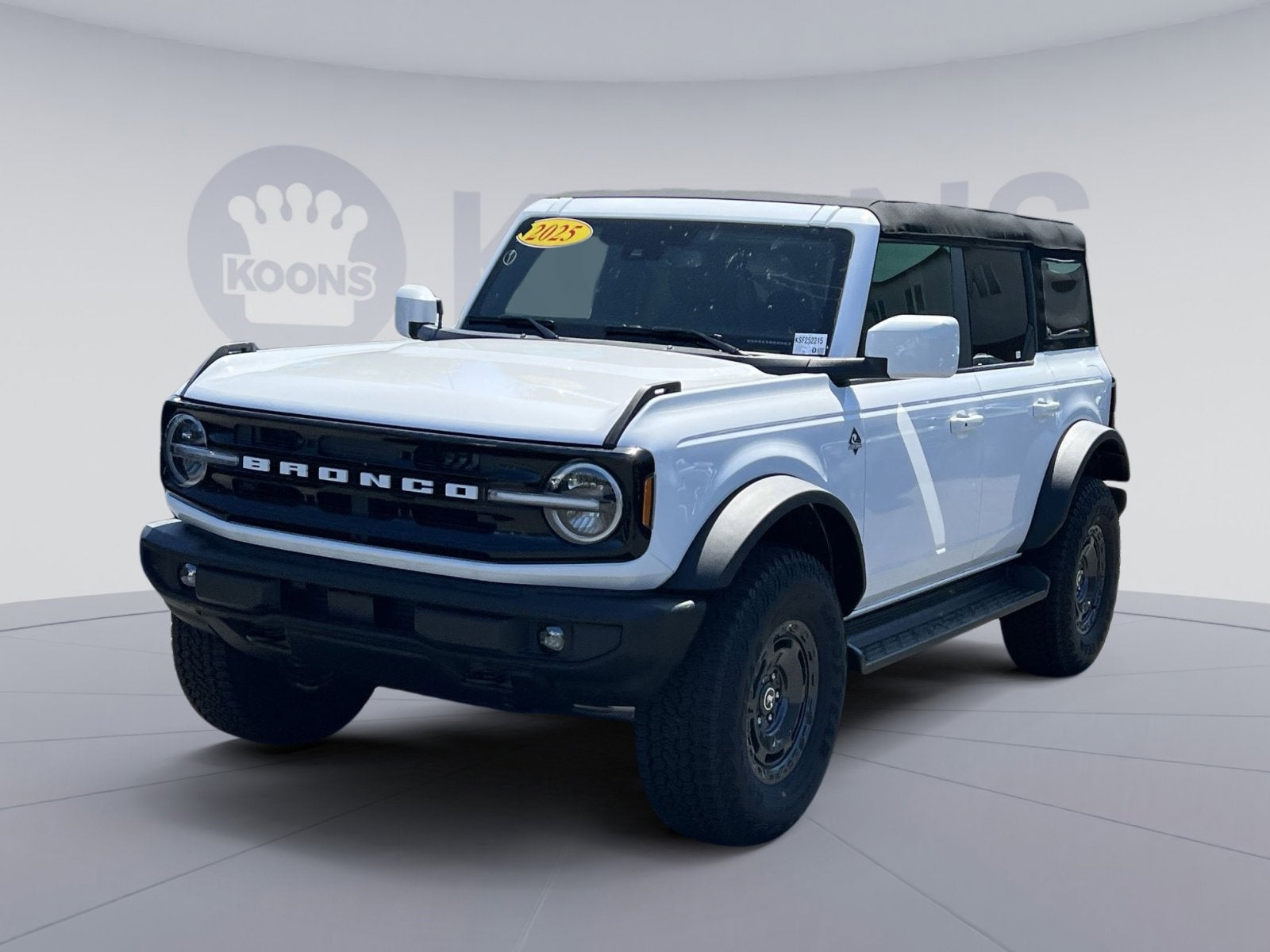 2025 Ford Bronco Outer Banks