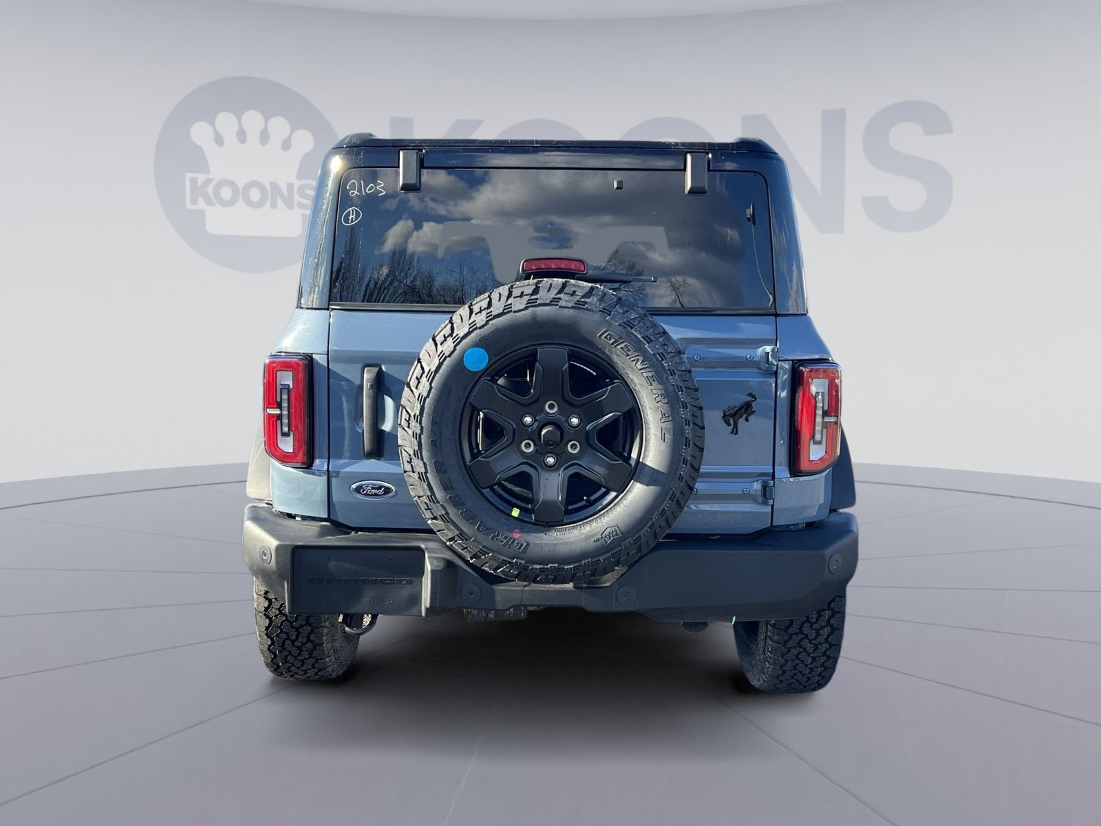 2025 Ford Bronco Outer Banks