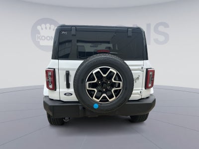 2026 Ford Bronco Outer Banks