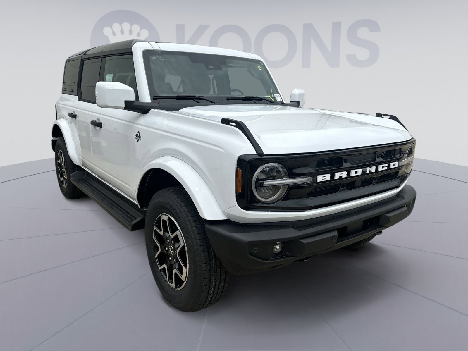 2026 Ford Bronco Outer Banks