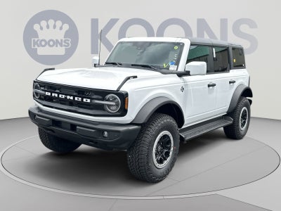 2026 Ford Bronco Outer Banks