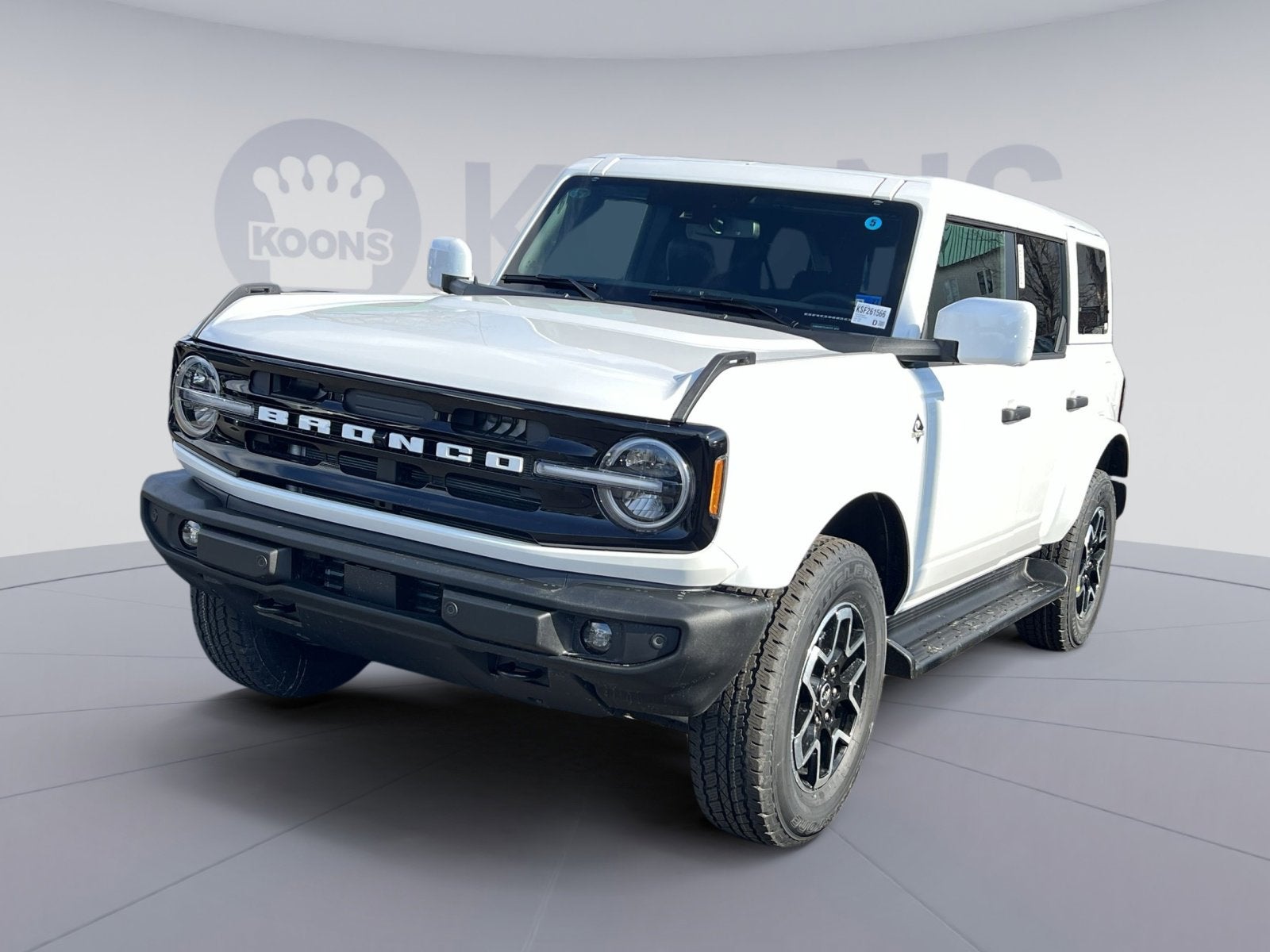 2026 Ford Bronco Outer Banks