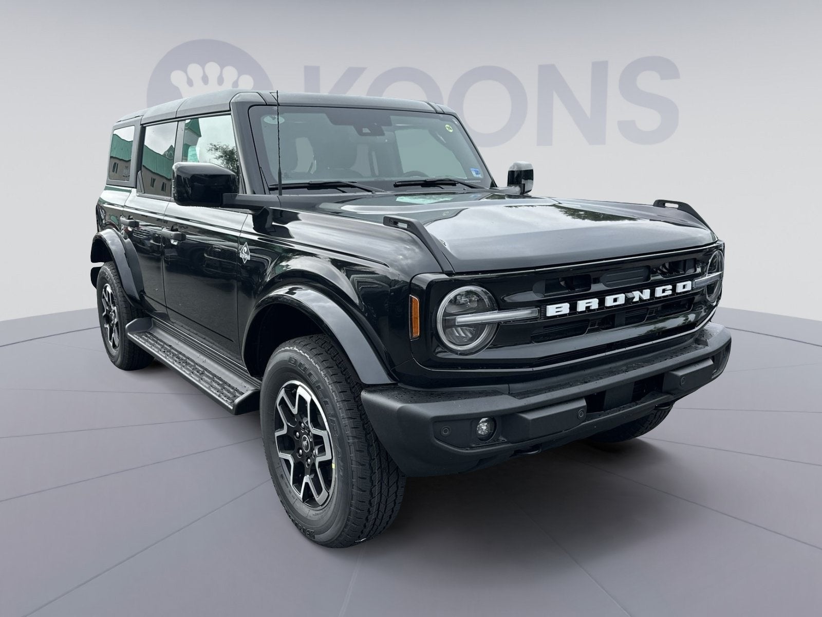 2026 Ford Bronco Outer Banks