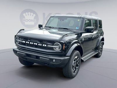 2026 Ford Bronco Outer Banks