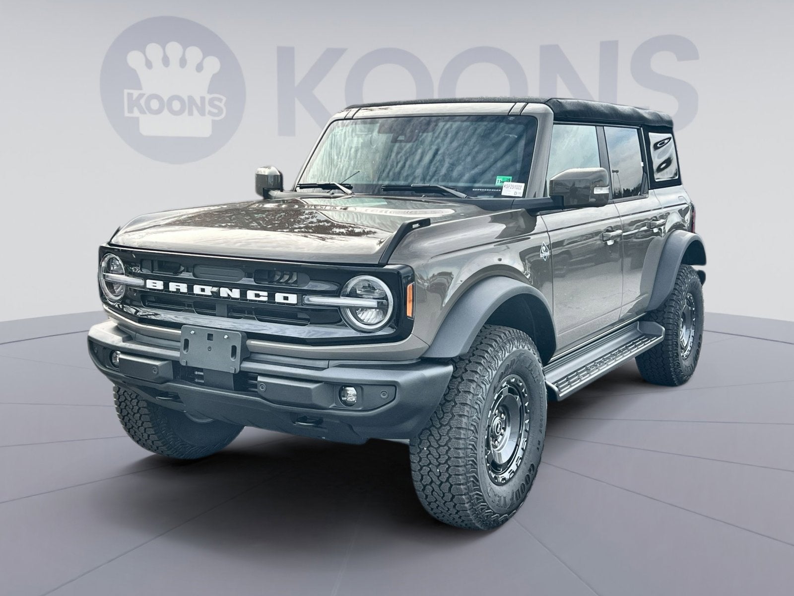 2025 Ford Bronco Outer Banks