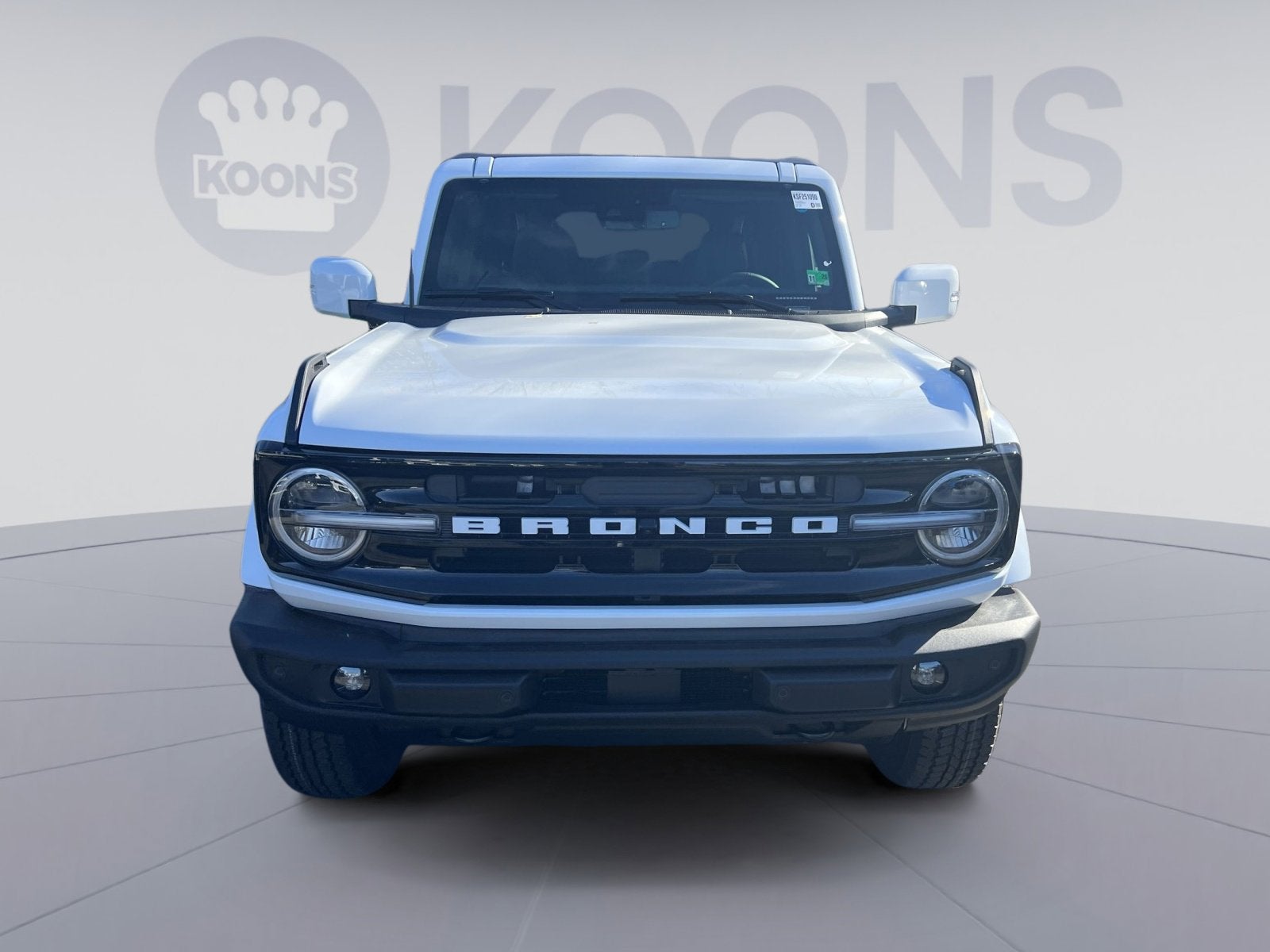 2025 Ford Bronco Outer Banks