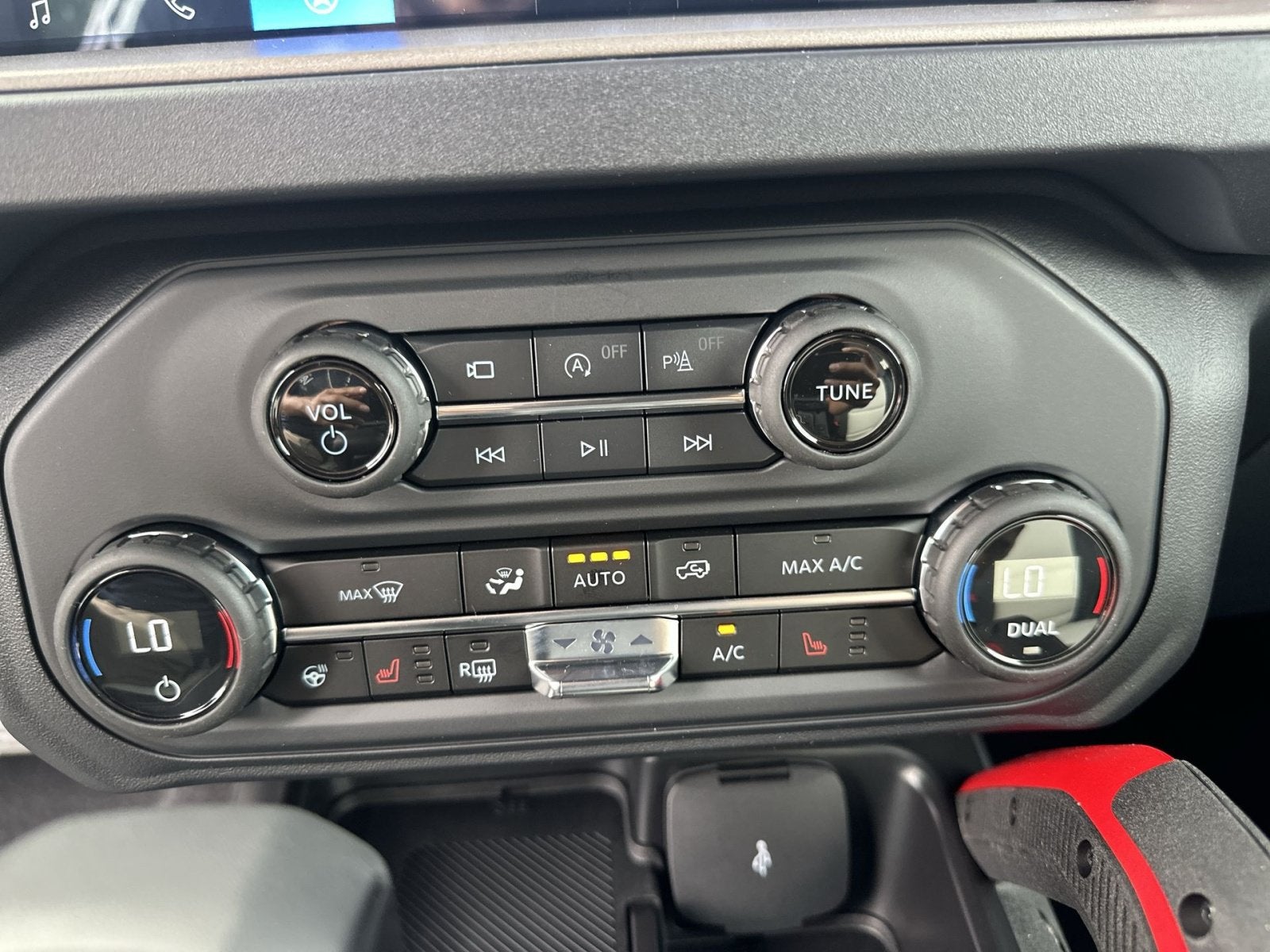 2026 Ford Bronco Outer Banks 60th Anniversary Pkg
