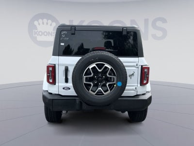 2026 Ford Bronco Outer Banks