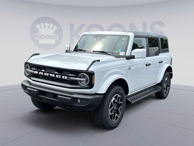 2026 Ford Bronco Outer Banks