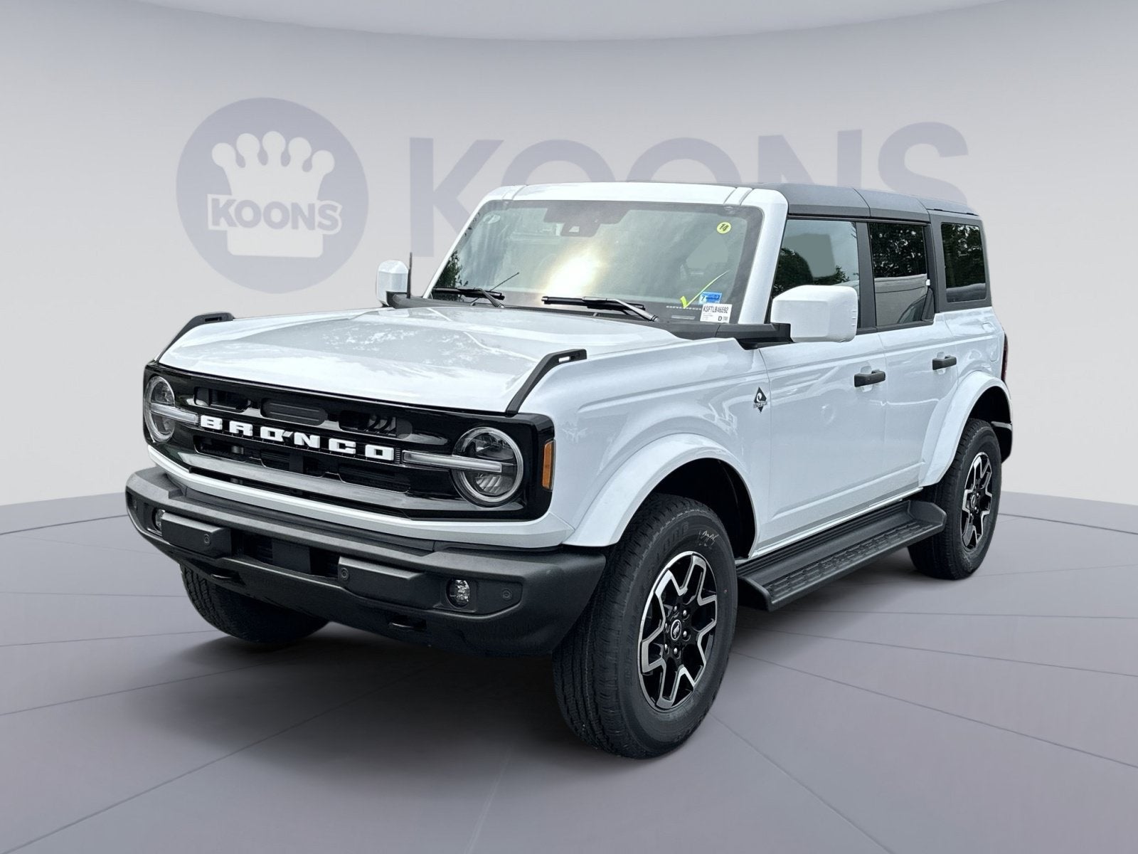 2026 Ford Bronco Outer Banks