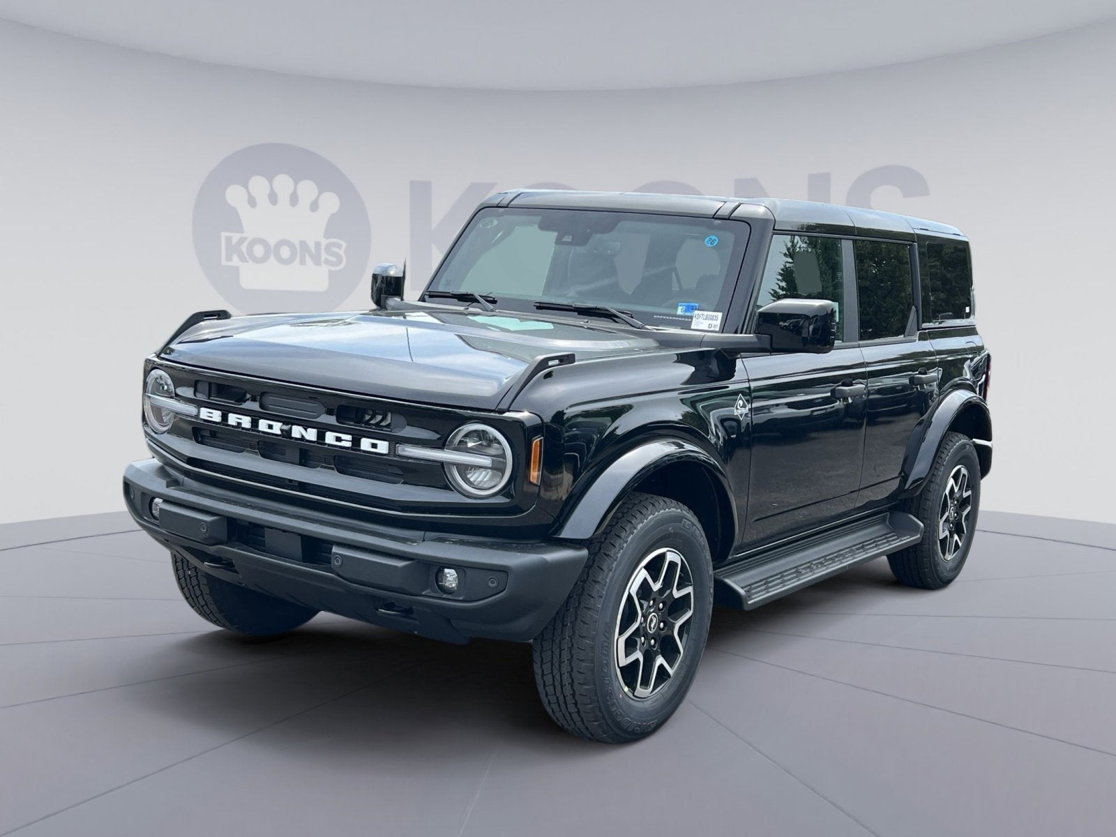 2026 Ford Bronco Outer Banks
