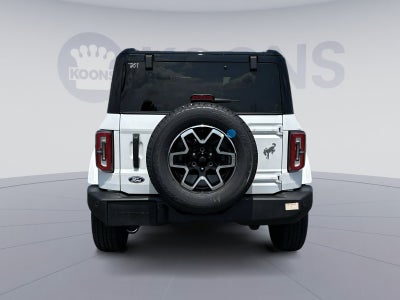2026 Ford Bronco Outer Banks