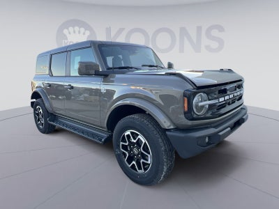 2026 Ford Bronco Outer Banks