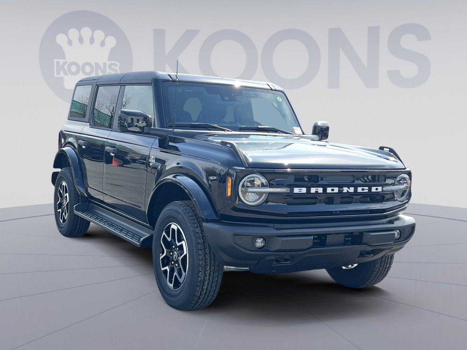 2026 Ford Bronco Outer Banks