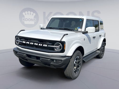2026 Ford Bronco Outer Banks