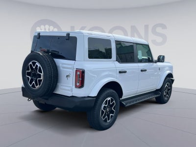 2026 Ford Bronco Outer Banks