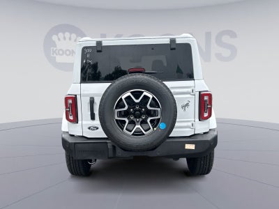 2026 Ford Bronco Outer Banks