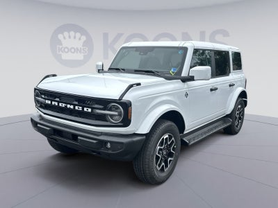 2026 Ford Bronco Outer Banks