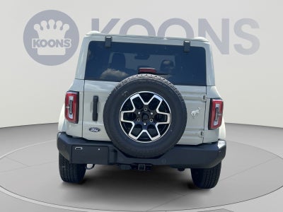 2026 Ford Bronco Outer Banks