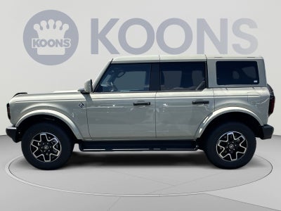 2026 Ford Bronco Outer Banks