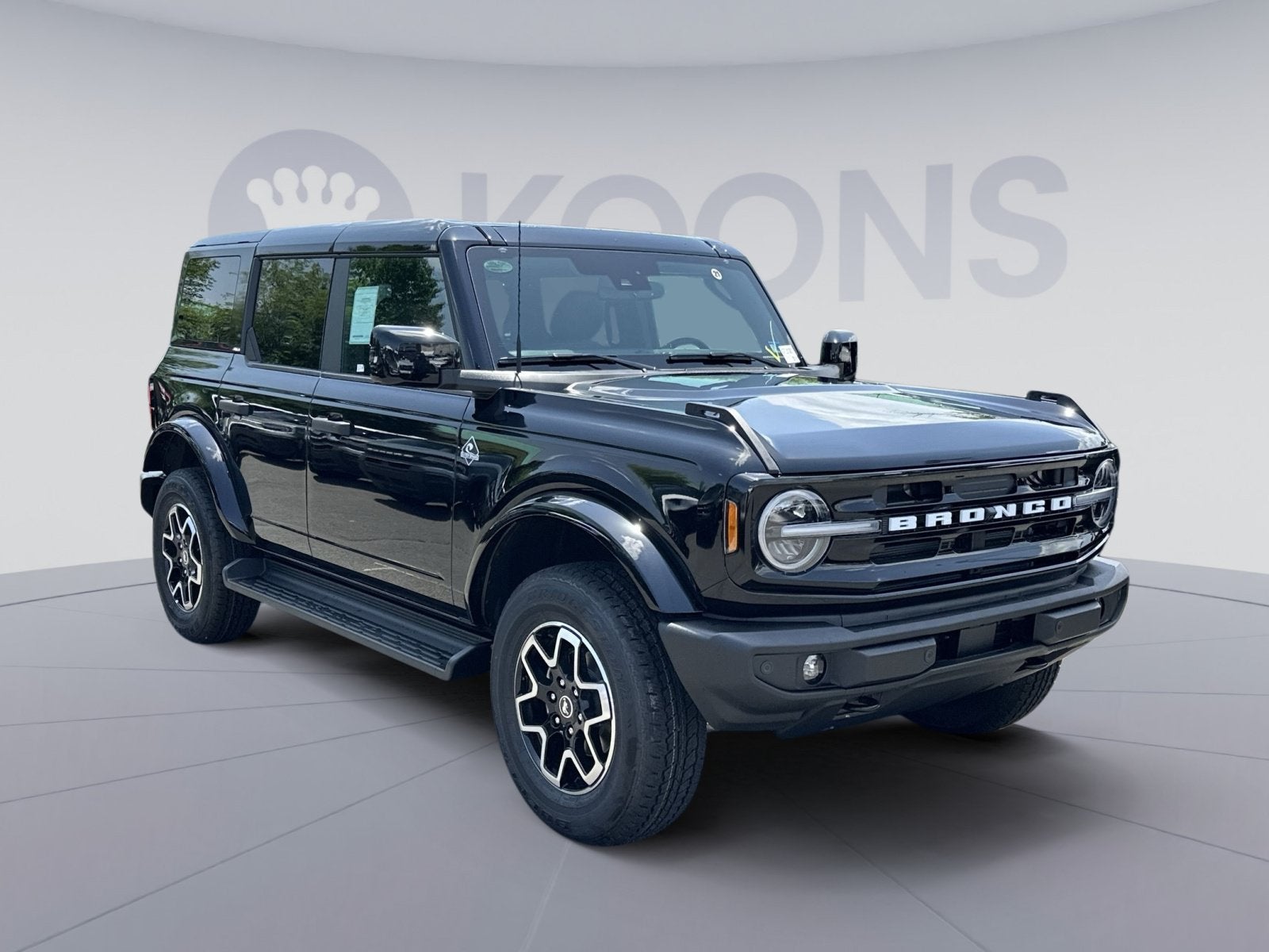 2026 Ford Bronco Outer Banks