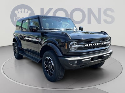 2026 Ford Bronco Outer Banks