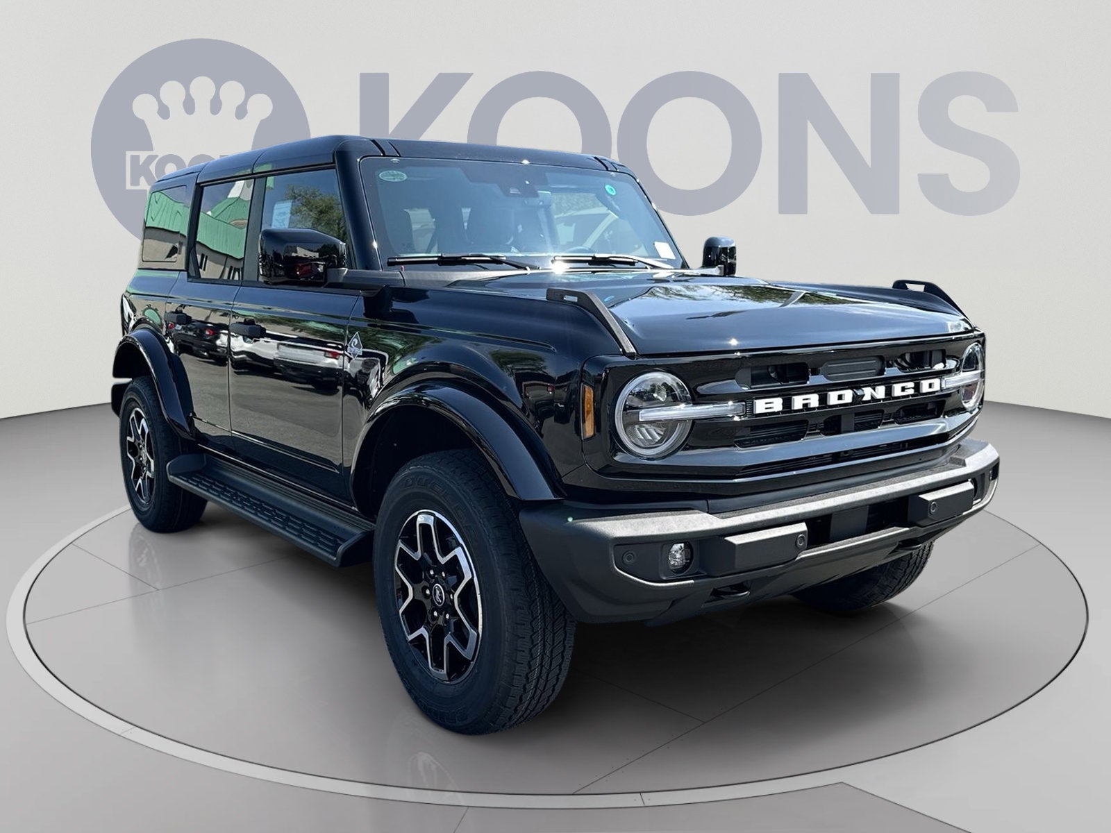 2026 Ford Bronco Outer Banks