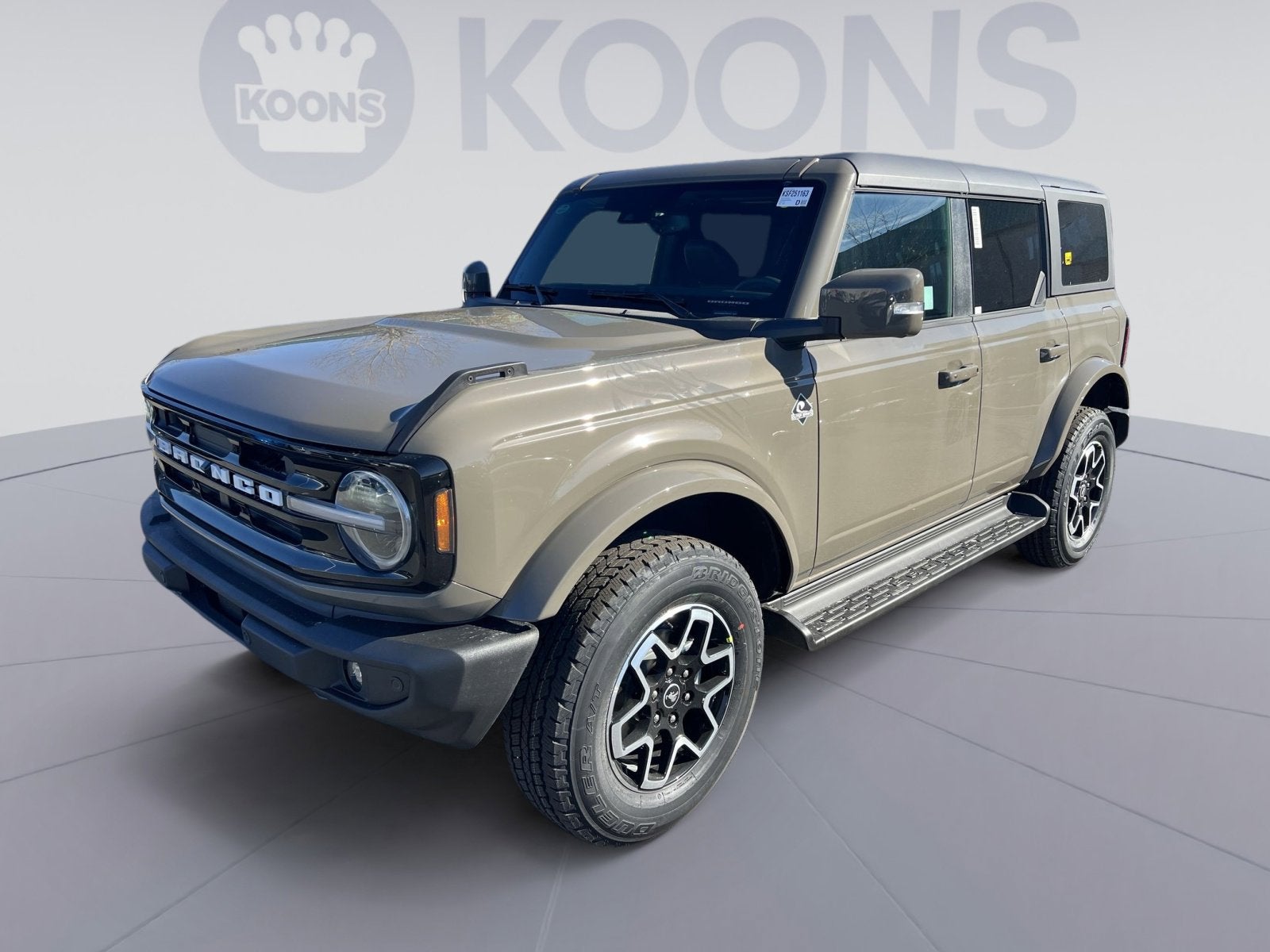2025 Ford Bronco Outer Banks