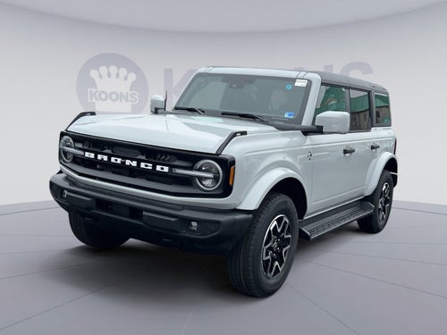 2026 Ford Bronco Outer Banks