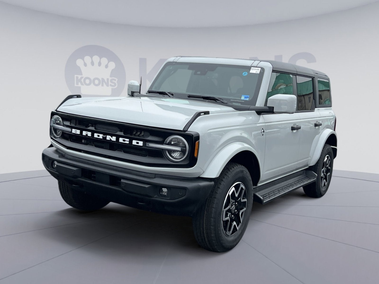 2026 Ford Bronco Outer Banks