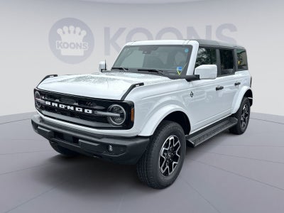 2026 Ford Bronco Outer Banks