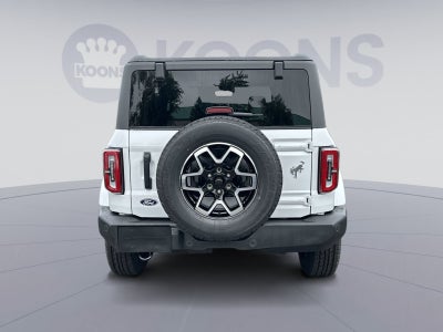 2026 Ford Bronco Outer Banks