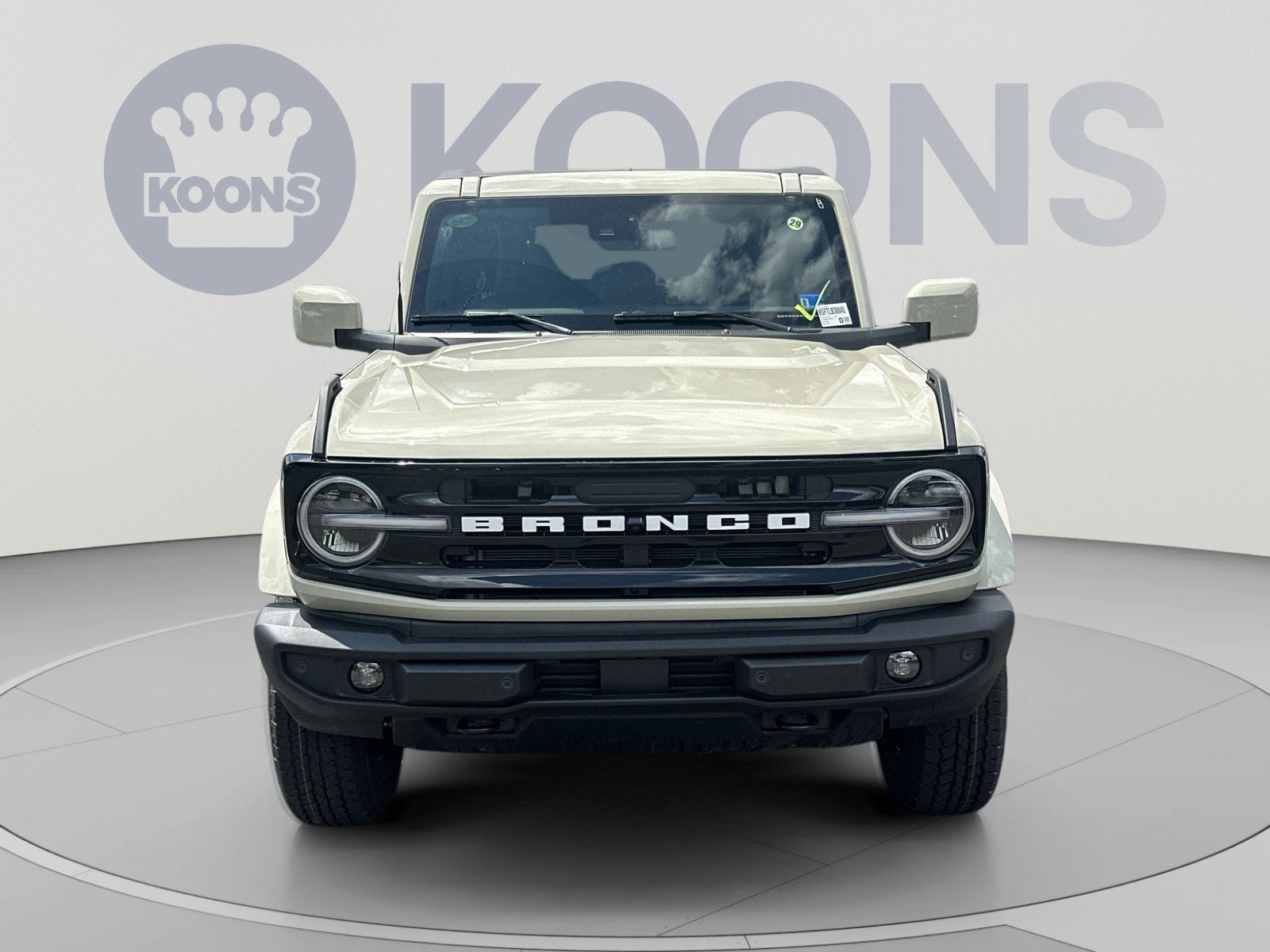 2026 Ford Bronco Outer Banks