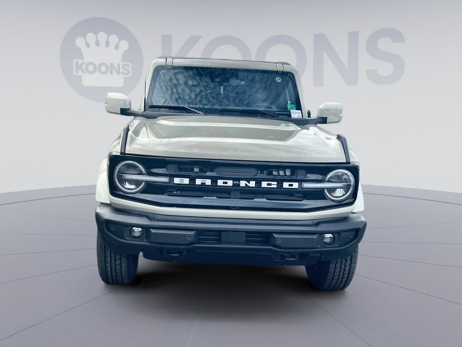 2025 Ford Bronco Outer Banks