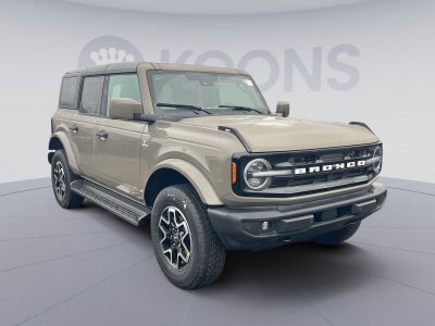 2026 Ford Bronco Outer Banks