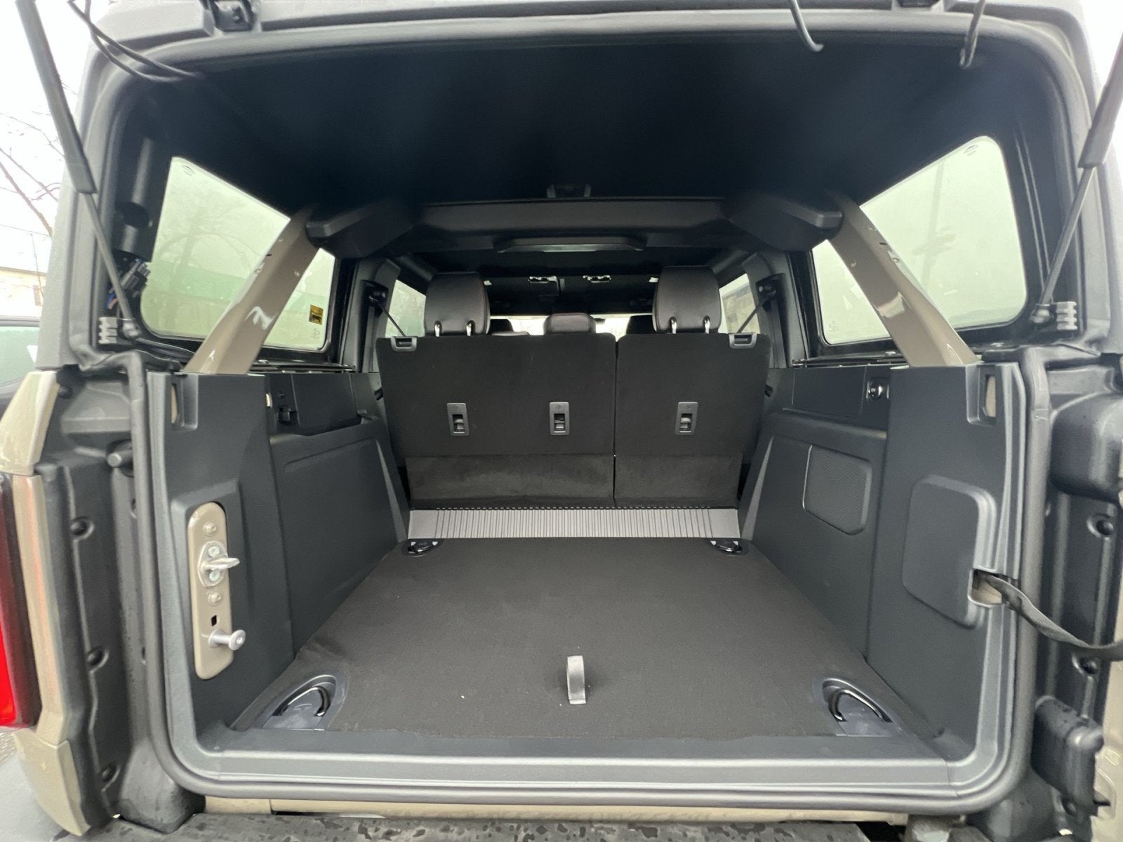 2026 Ford Bronco Outer Banks Dark Trail Black Pkg